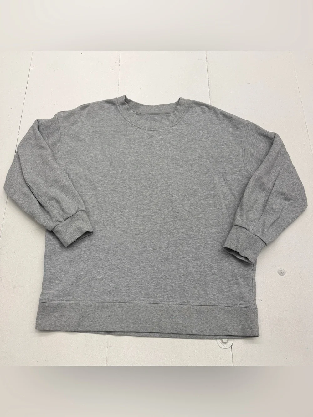 Lululemon Athletica Perfectly Oversized Heather Gray Crewneck Pullover M-L